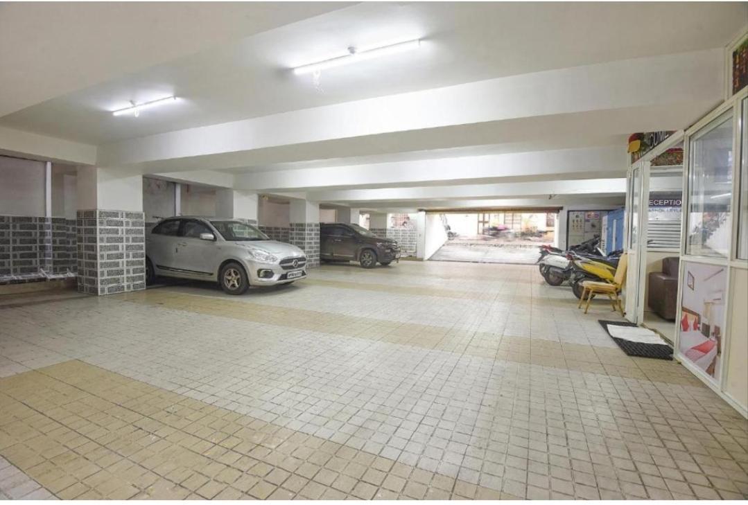 Hotel Leela Grand Inn วิเจยาวารา ภายนอก รูปภาพ